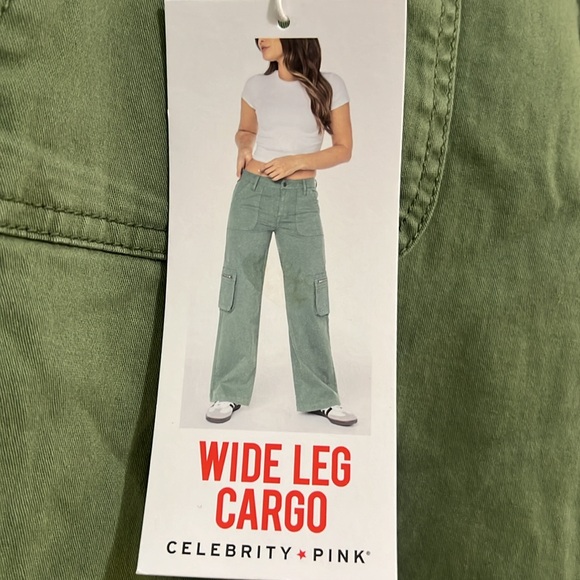 Celebrity Pink Wide Leg Cargo - Picture 11 of 12